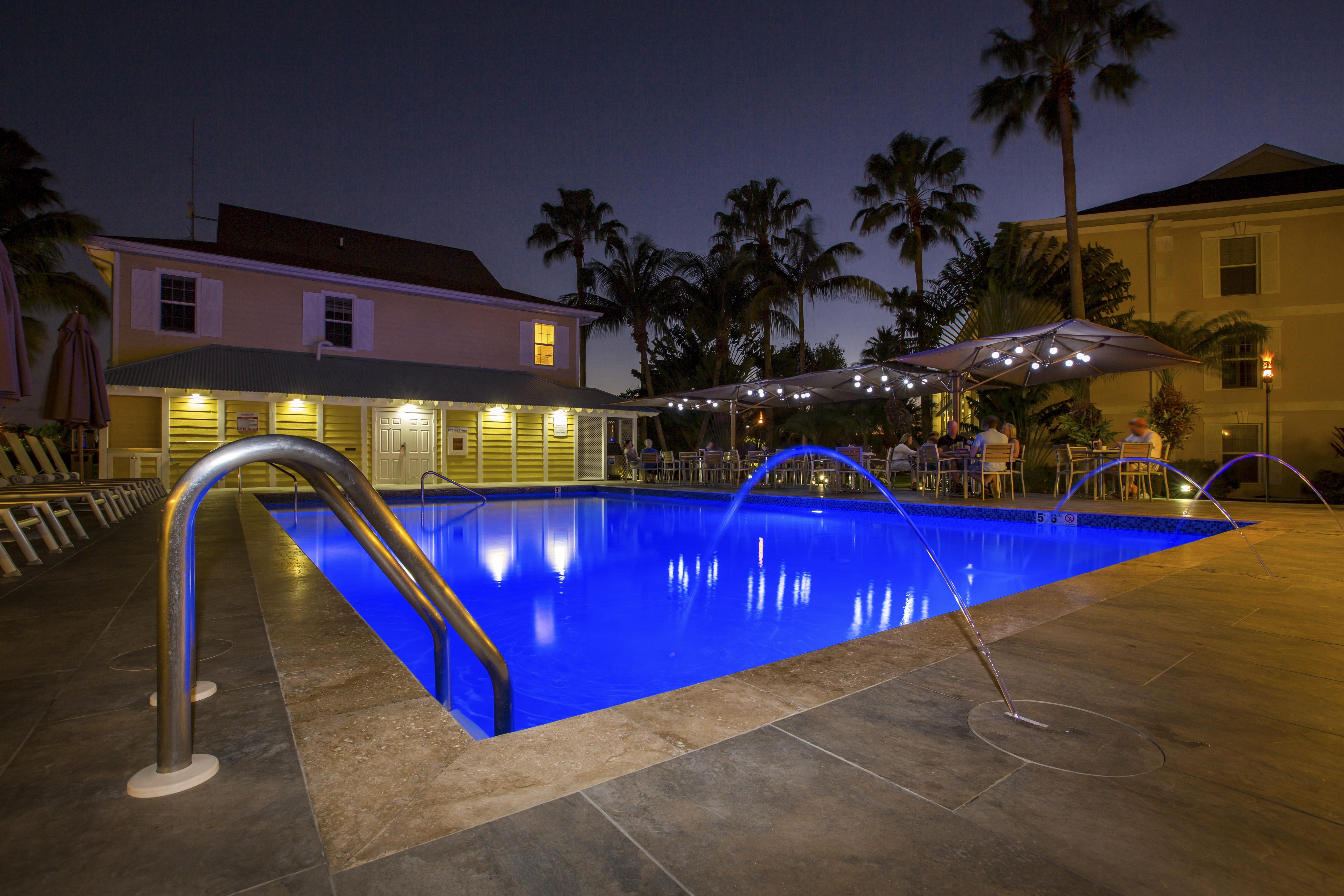 Sunshine Suites Resort West Bay Exteriér fotografie