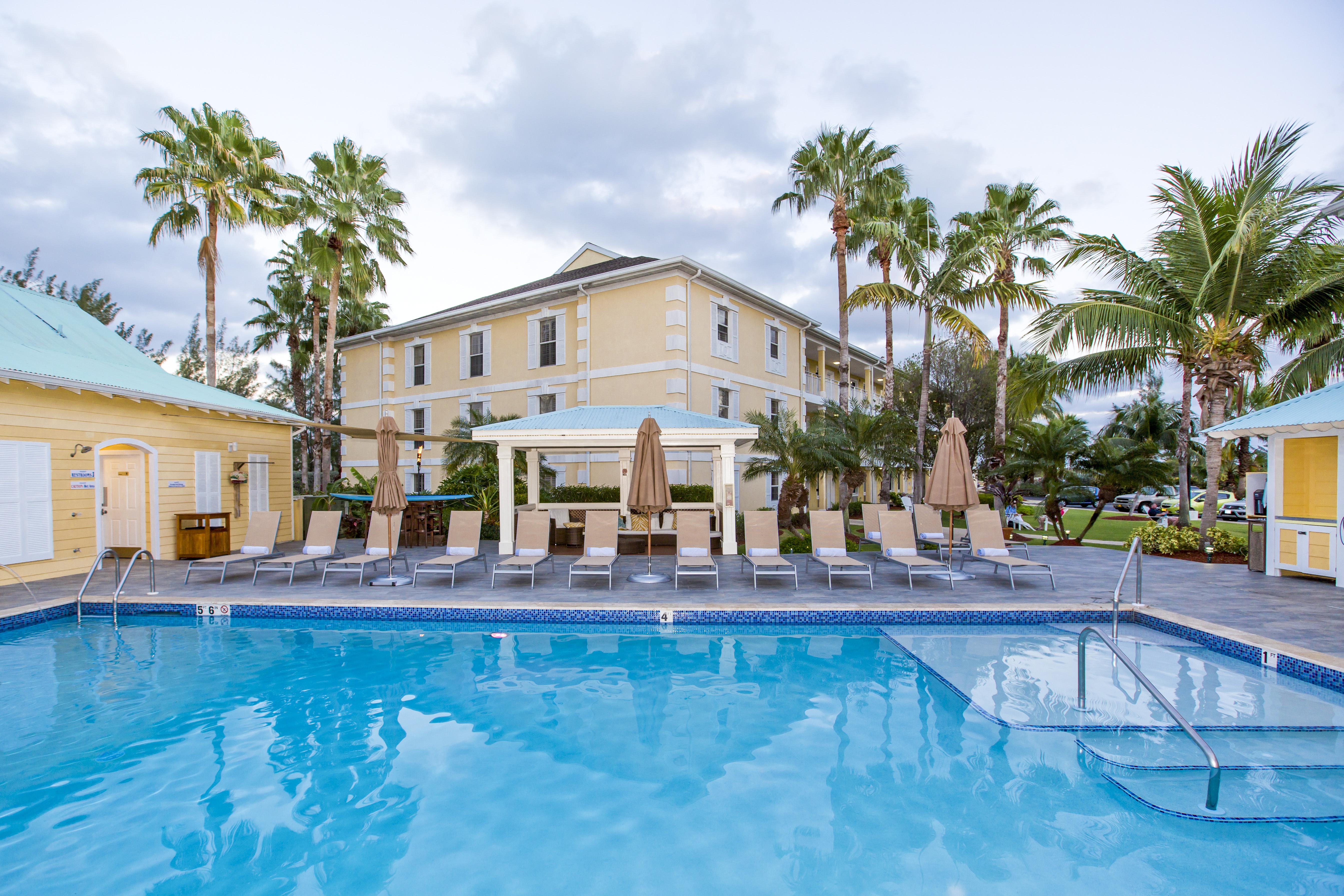 Sunshine Suites Resort West Bay Exteriér fotografie