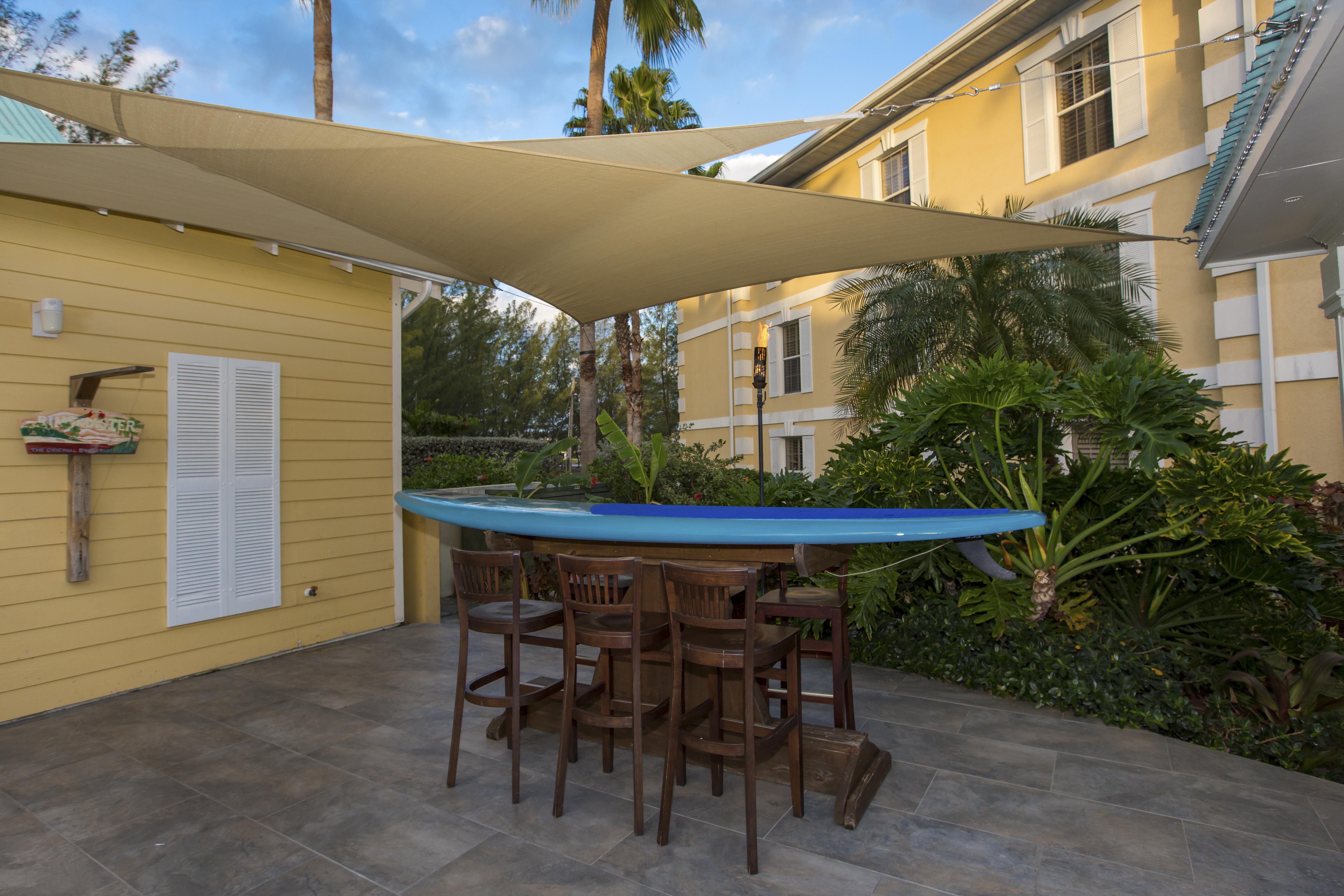 Sunshine Suites Resort West Bay Exteriér fotografie