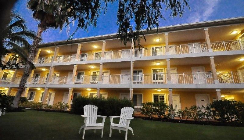 Sunshine Suites Resort West Bay Exteriér fotografie